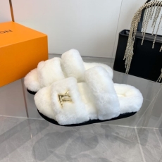 Louis Vuitton Slippers